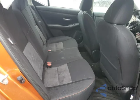 2025 Nissan Sentra Sr z USA, uszkodzony, nr VIN 3N1AB8DV3SY224619